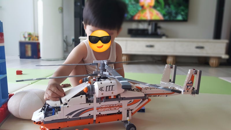 LEGO